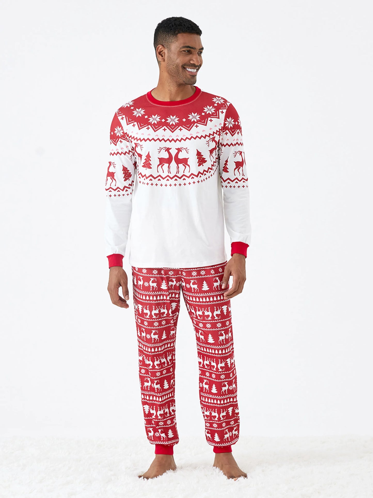 Christmas Reindeer and Snowflake Print Family Matching Pajamas Sets with Christmas Socks Red