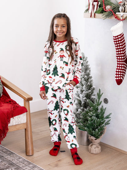 Christmas Matching Family Pajamas Set Santa Claus and Christmas Tree Print Long-sleeve PJS with Christmas Socks White