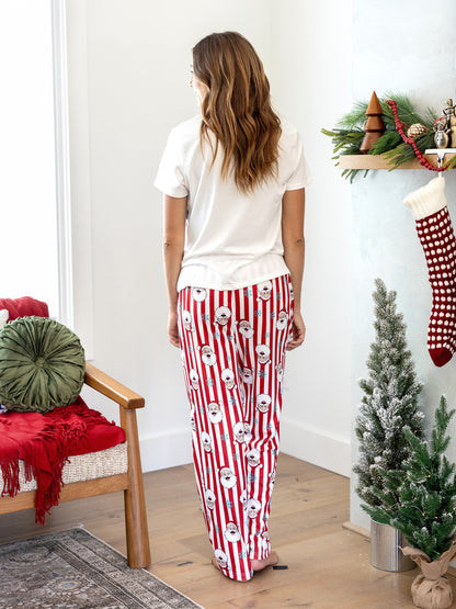 Conjunto de Pijamas de Natal em Conjunto para a Família - Pai Natal e Flocos de Neve em Riscas Vermelhas