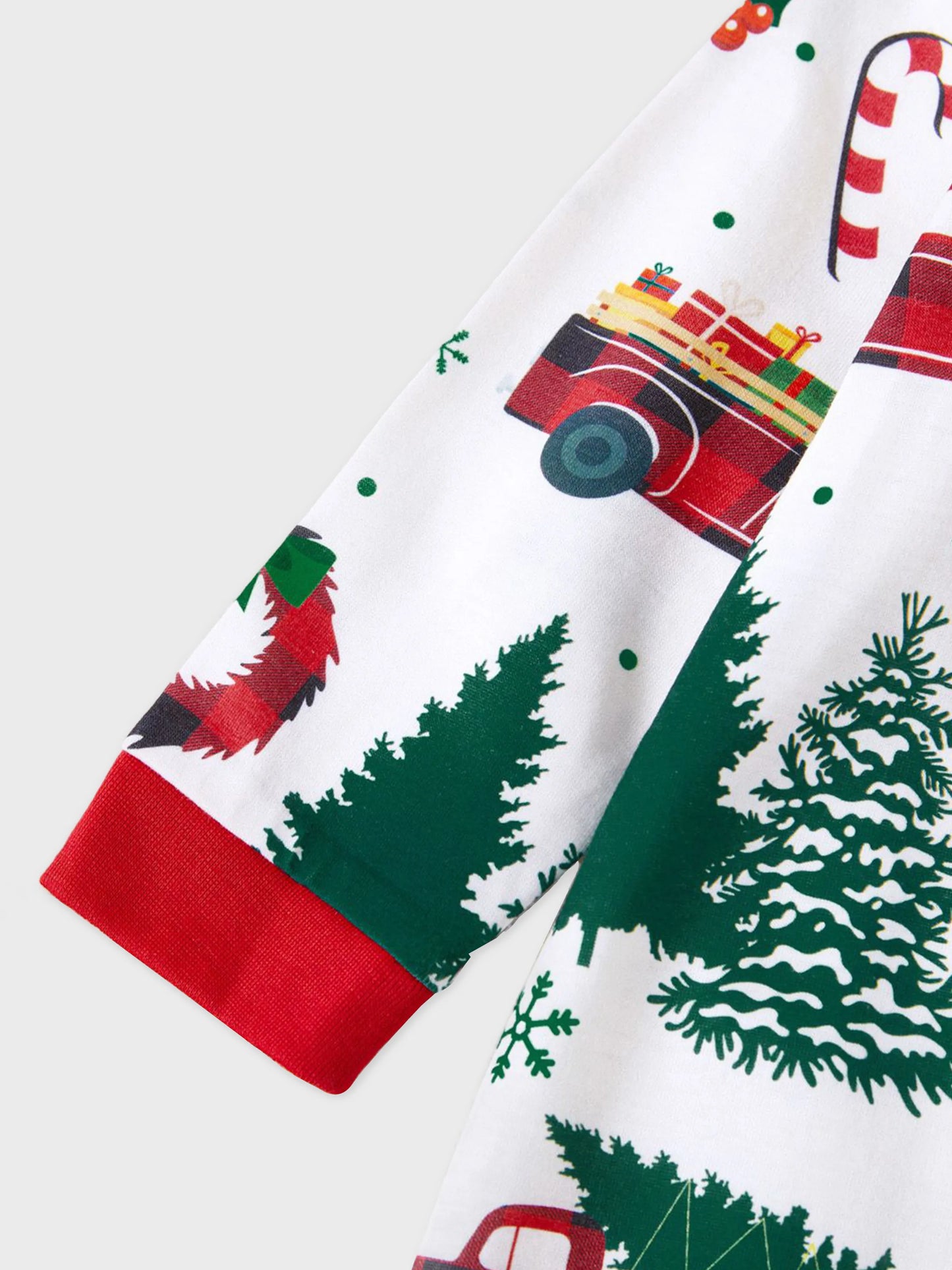 Conjunto de Pijamas de Manga Longa com Estampado de Árvores de Natal e Carros, Coordenados para a Família, com Meias de Natal em Várias Cores