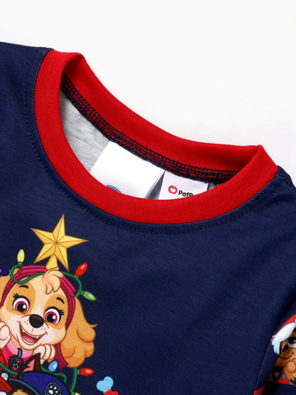Conjuntos de Pijamas de Manga Longa com Estampado Integral da PAW Patrol para toda a família, acompanhados de Meias de Natal.