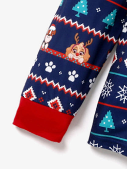 Conjuntos de Pijamas de Manga Longa com Estampado Integral da PAW Patrol para toda a família, acompanhados de Meias de Natal.