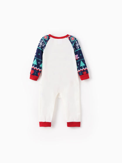 Conjunto de Pijamas Correspondentes da Família Peppa Pig com Impressão de Natal e Meias de Natal em Cor Block