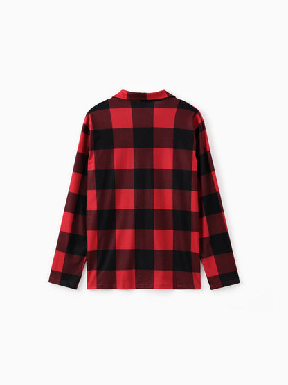 Conjuntos de Pijamas em Vichy Vermelho da PAW Patrol para a Família, com Estampas de Chase, Marshall, Skye e Rubble, acompanhados de Meias de Natal.