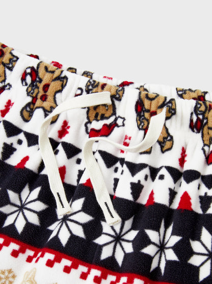 Conjunto de Pijamas de Fleece em Família para o Natal com Estampado de Gengibre e Flocos de Neve e Meias de Natal Vermelhas
