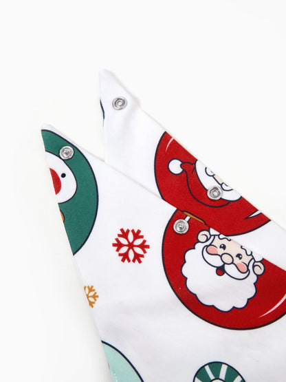 Conjunto de Pijamas em Família a Condizer para o Natal com Renas e Pai Natal e Meias de Natal Verdes