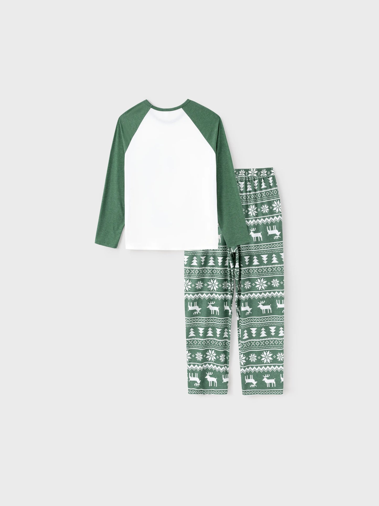 Conjunto de Pijamas de Natal para Família com Estampado de Renas e Flocos de Neve em Verde com Meias de Natal Verde Escuro