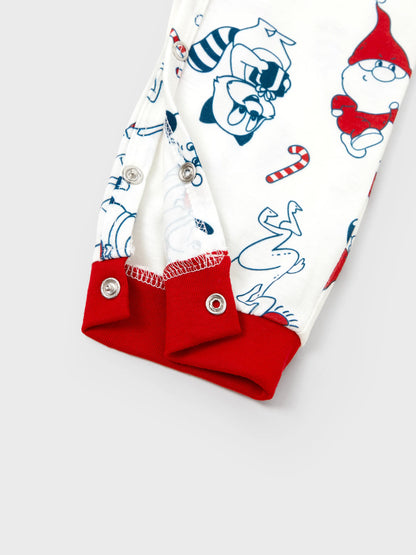 Conjunto de Pijamas Correspondentes para a Família com Estampa de Pai Natal e Cães, incluindo Meias de Natal, Brancas