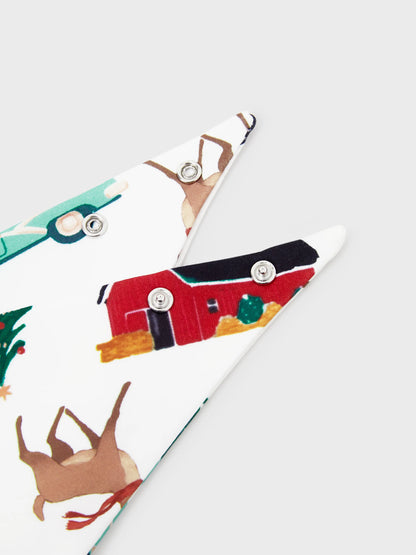 Conjunto de Pijamas de Natal Coordenados para a Família - Padrão de Rena e Carro com Meias de Natal Vermelhas