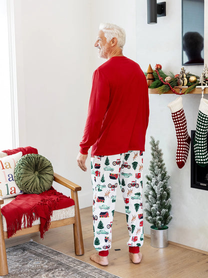 Conjunto de Pijamas de Natal Coordenados para a Família - Padrão de Rena e Carro com Meias de Natal Vermelhas