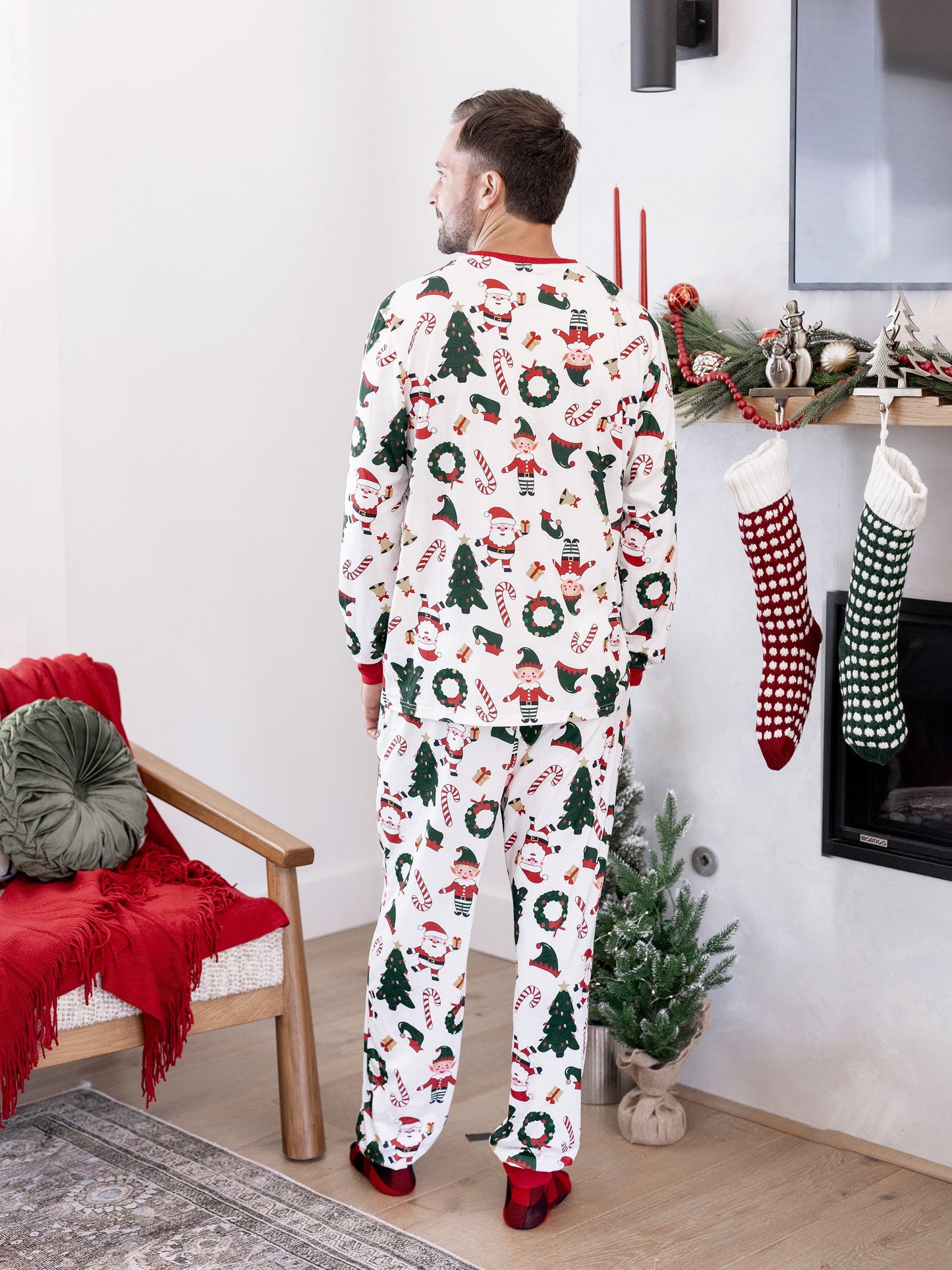 Christmas Matching Family Pajamas Set Santa Claus and Christmas Tree Print Long-sleeve PJS with Christmas Socks White