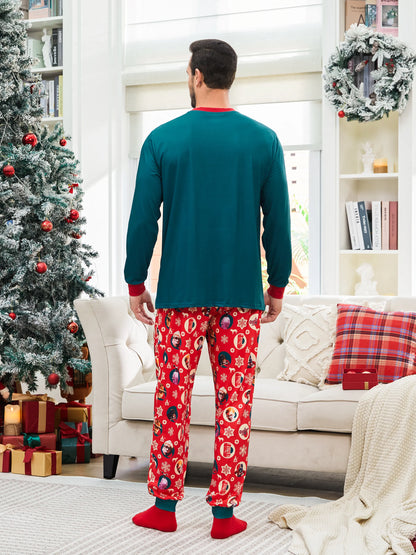 Conjunto de Pijamas Gráficos "A História de Natal" com Meias de Natal em Conjunto de Famílias Matching.